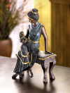 A MOTHER'S GRACE FIGURINE (ZFL07-32210)