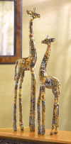 2 PROUD GIRAFFES STATUES (ZFL07-30218)